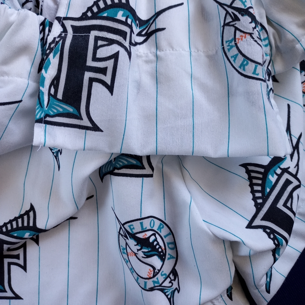 Custom Reworked Vintage  1996 MLB Florida Marlins Bennygonia Shorts - Picture 4 of 10